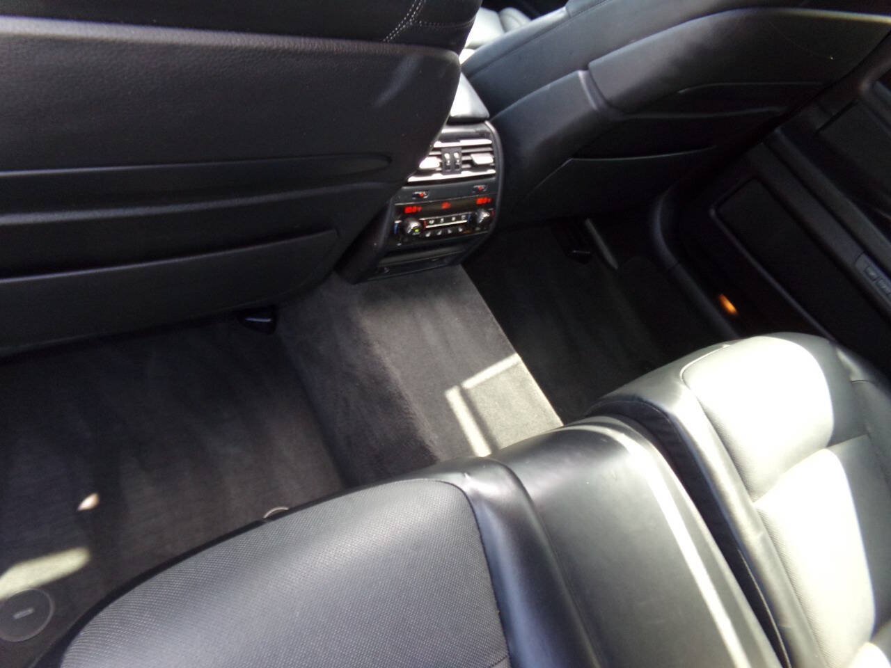 Used 2013 BMW 750Li RWD image 16