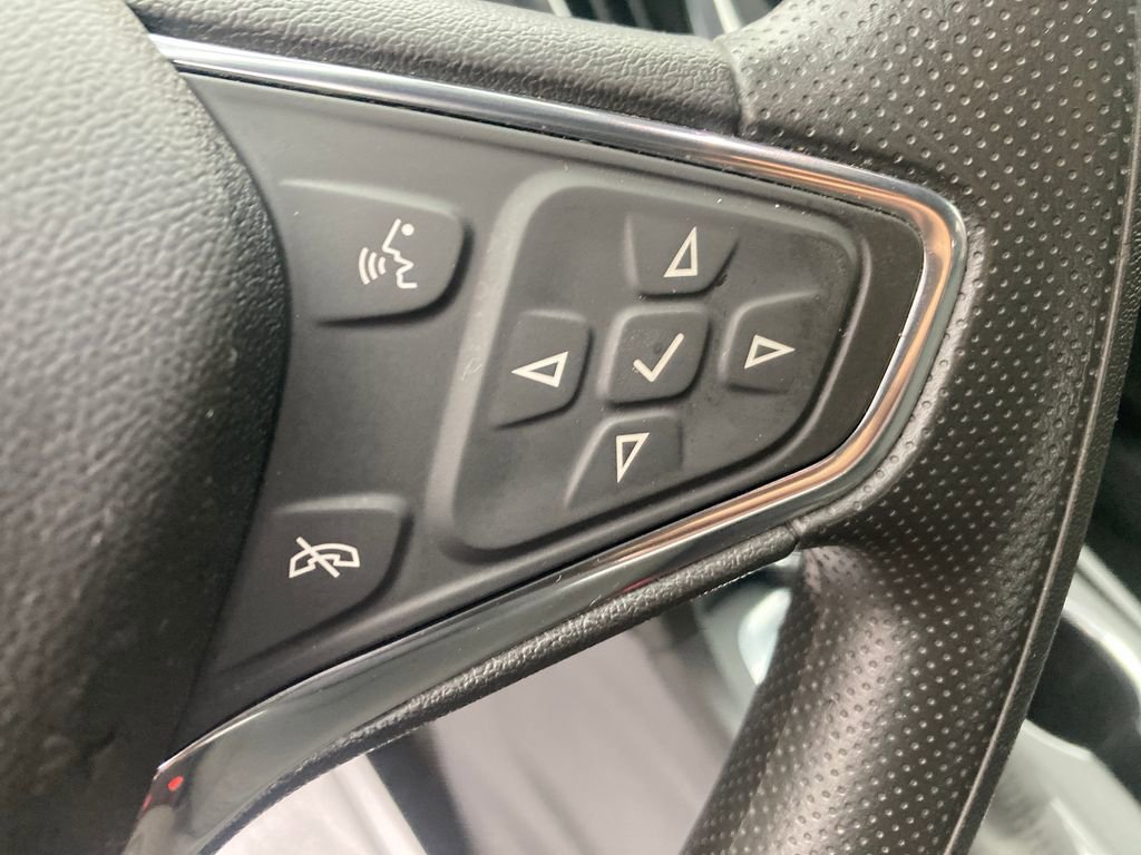 Used 2020 Chevrolet Equinox LT image 43