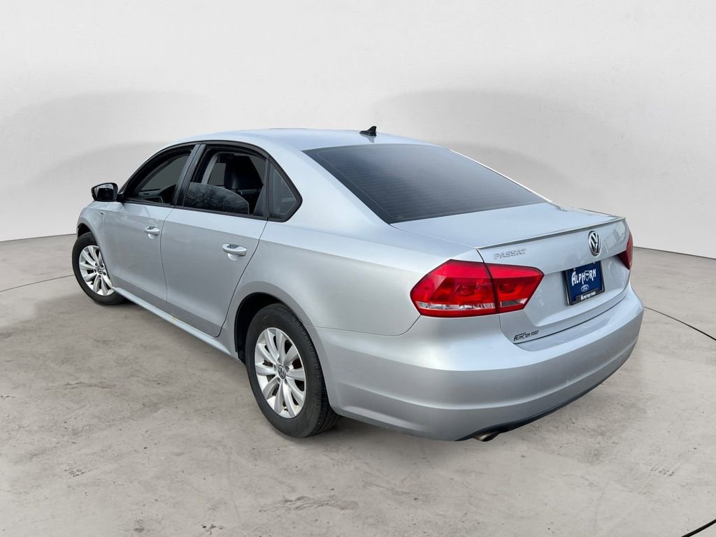 Used 2013 Volkswagen Passat 2.5 S image 4
