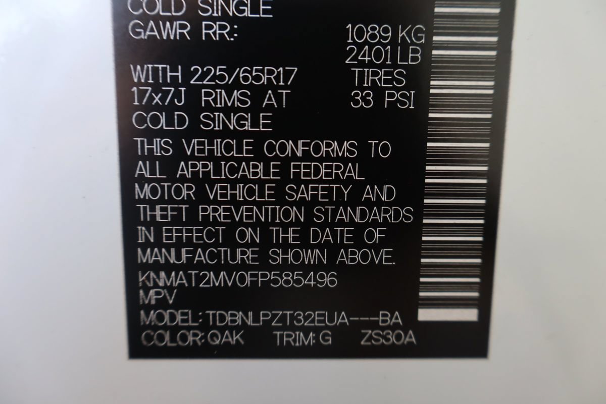 Used 2015 Nissan Rogue S AWD/4WD image 46