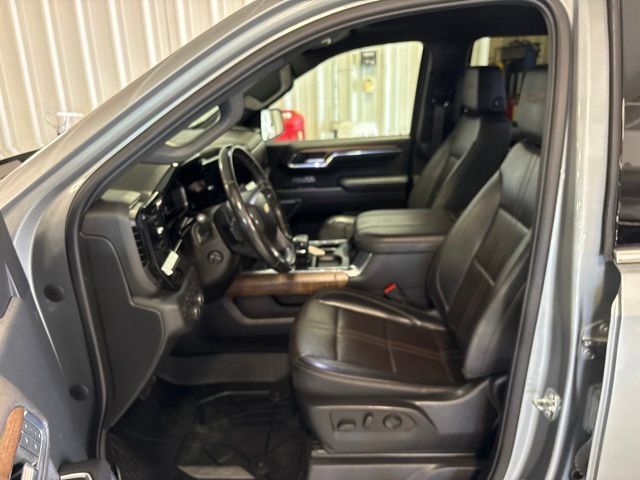 Used 2023 Chevrolet Silverado 1500 High Country w/ LPO, Dark Essentials Package AWD/4WD image 15