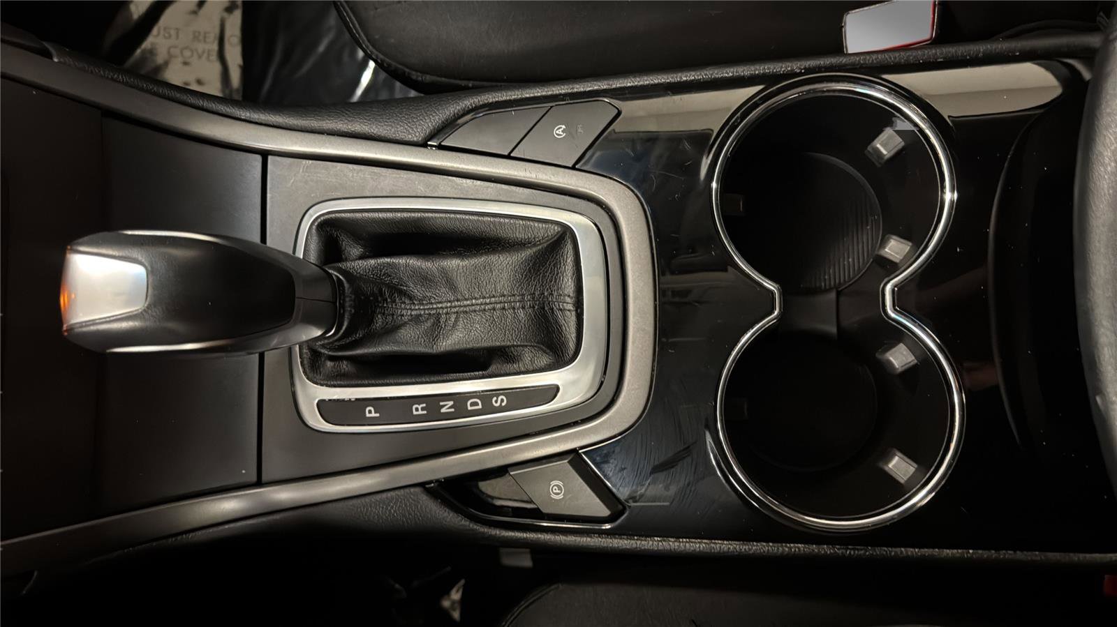 Used 2018 Ford Edge SE image 20