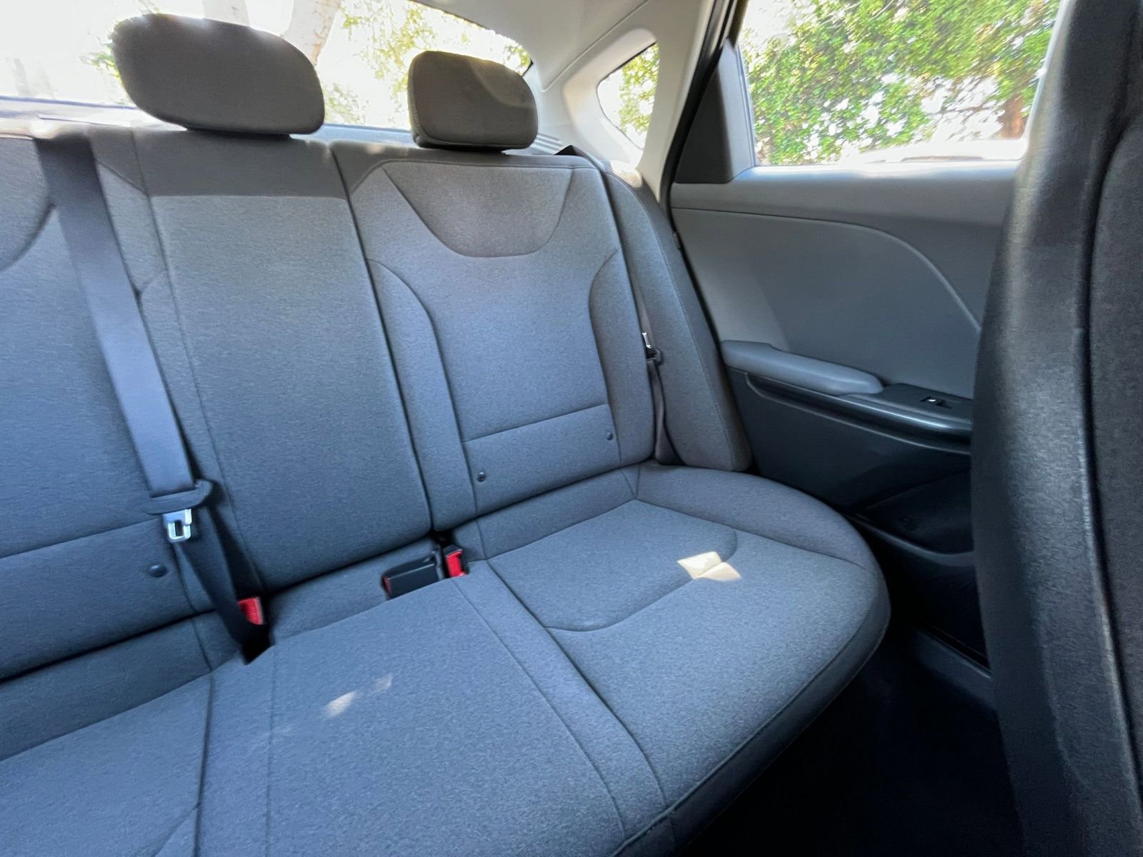 Used 2025 Kia K4 FWD image 36