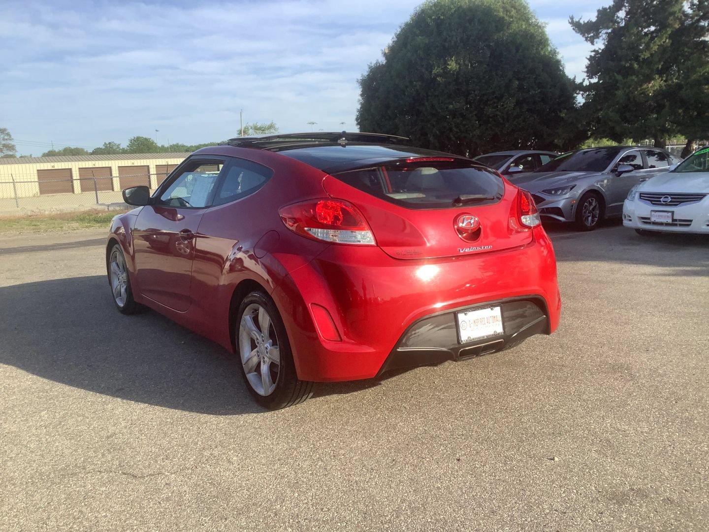 Used 2014 Hyundai Veloster w/ Style Package 02 FWD image 7