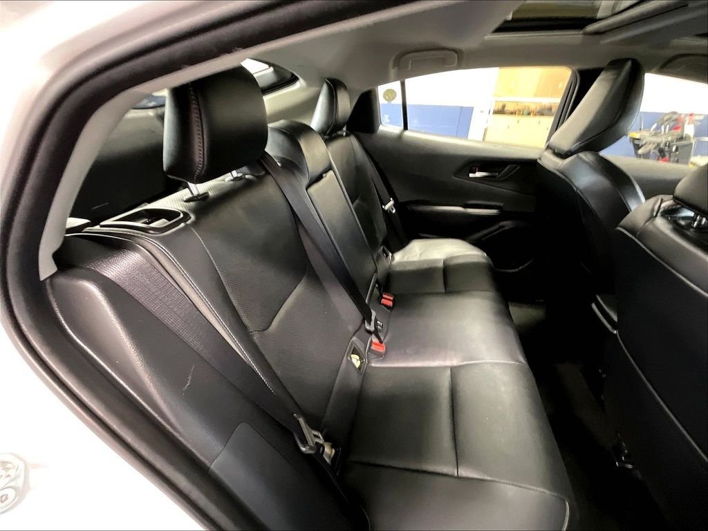 Used 2024 Toyota Prius XLE AWD/4WD image 16