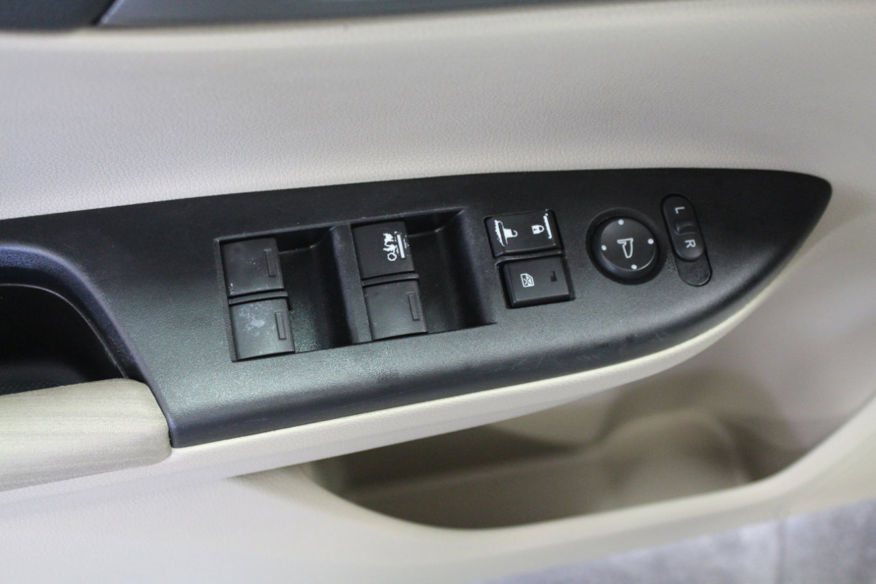 Used 2014 Honda Accord LX image 18