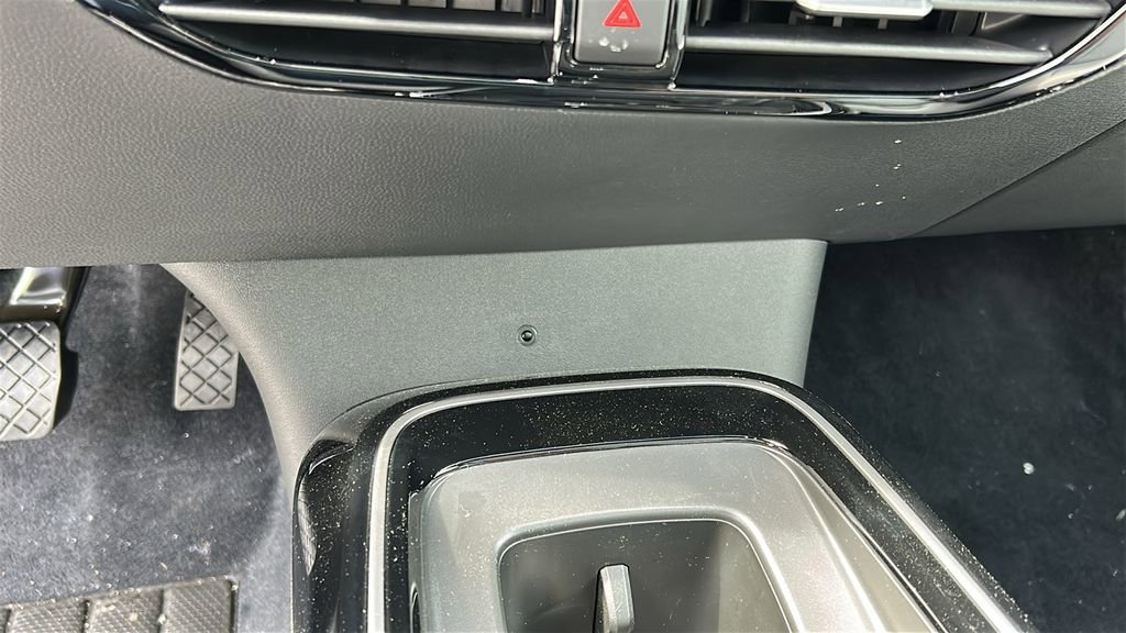 New 2025 Volkswagen ID.4 Pro S image 17