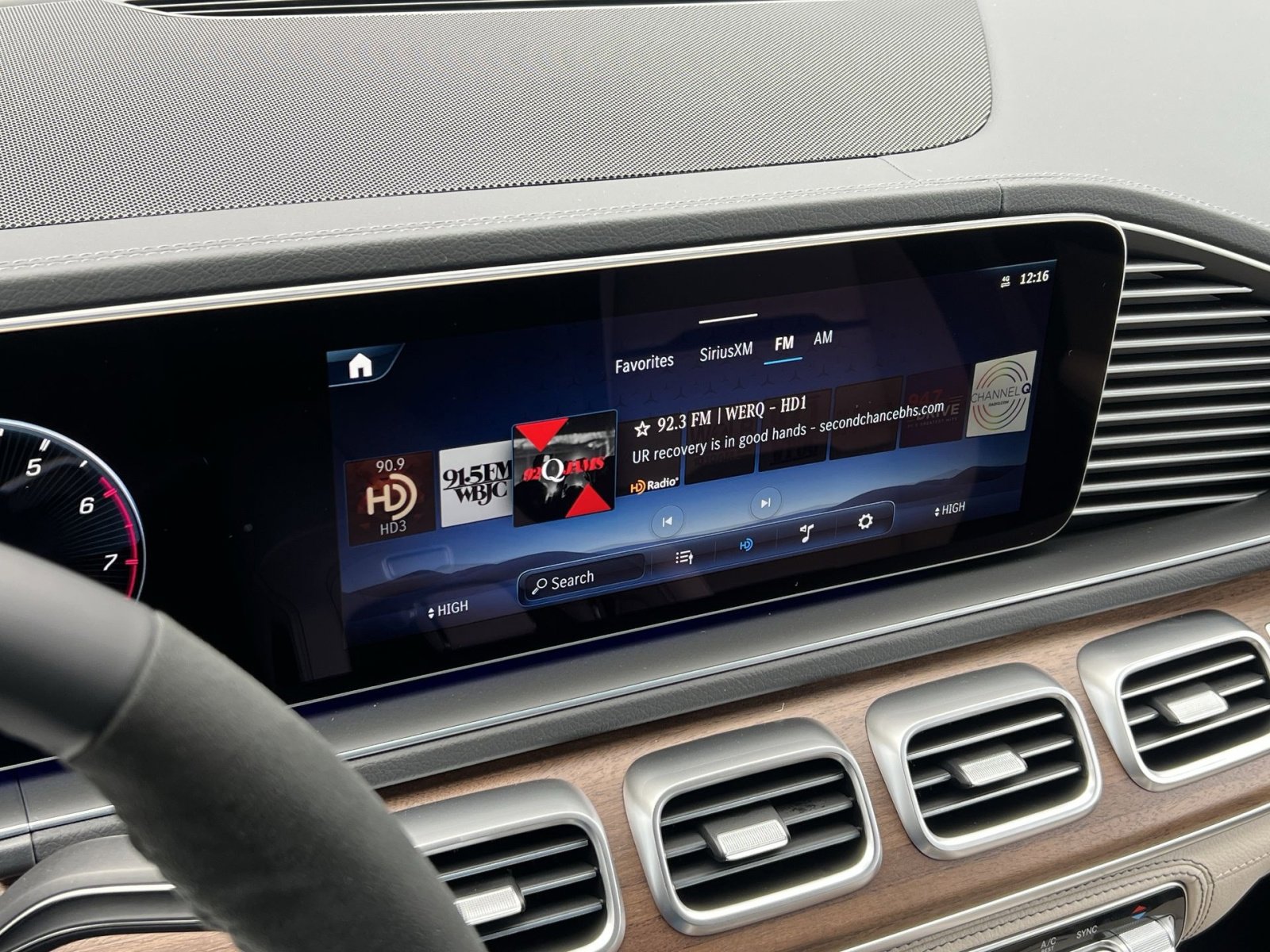 New 2026 Mercedes-Benz GLE 53 AMG 4MATIC Coupe image 16