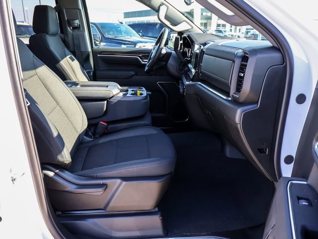 Used 2026 Chevrolet Silverado 1500 LT AWD/4WD image 16