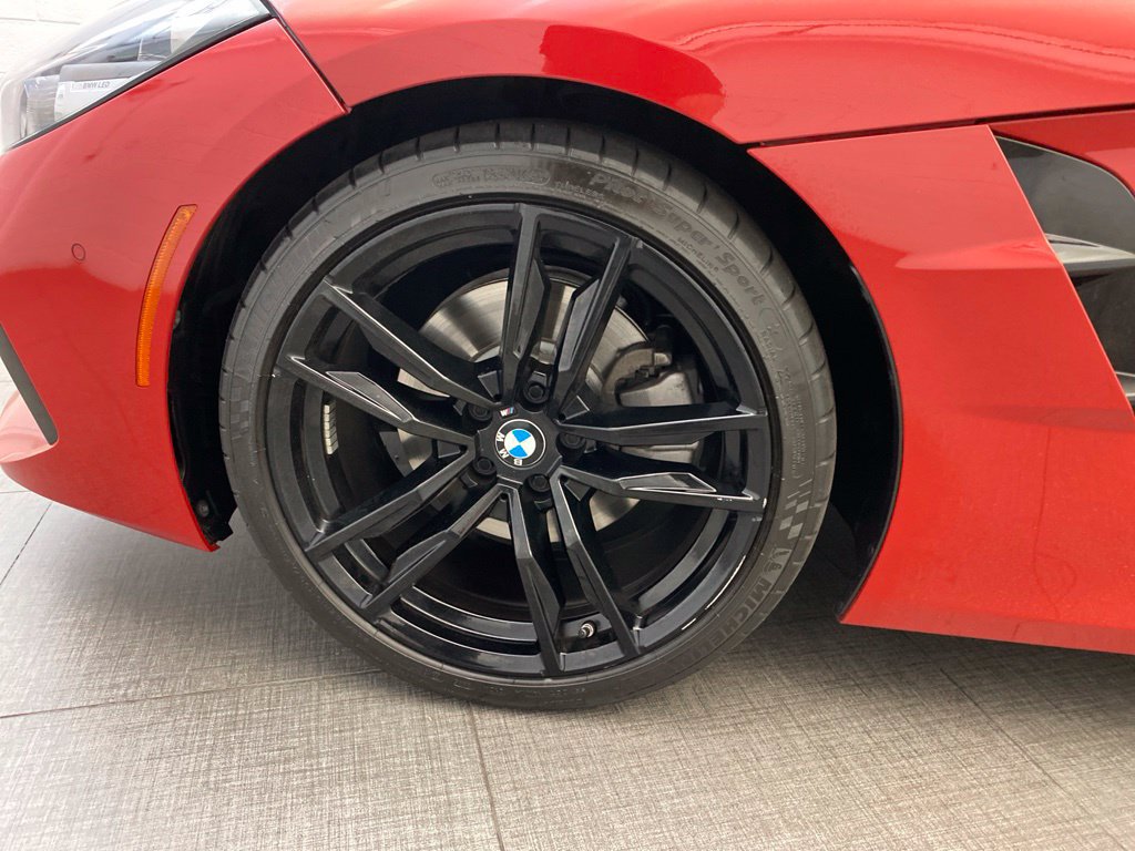 Used 2019 BMW Z4 sDrive30i w/ M Sport Package RWD image 9