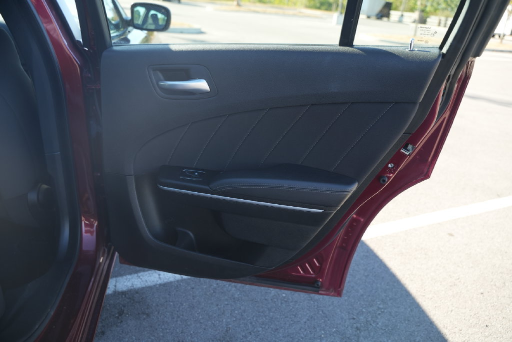Used 2023 Dodge Charger SXT RWD image 25