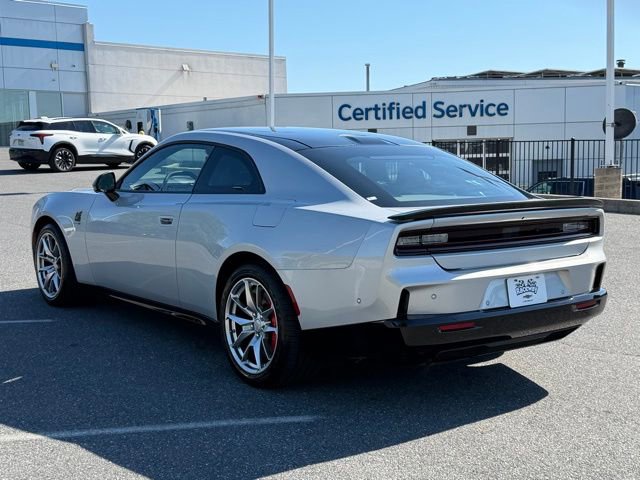 Used 2024 Dodge Charger Daytona Scat Pack w/ Plus Group AWD/4WD image 13