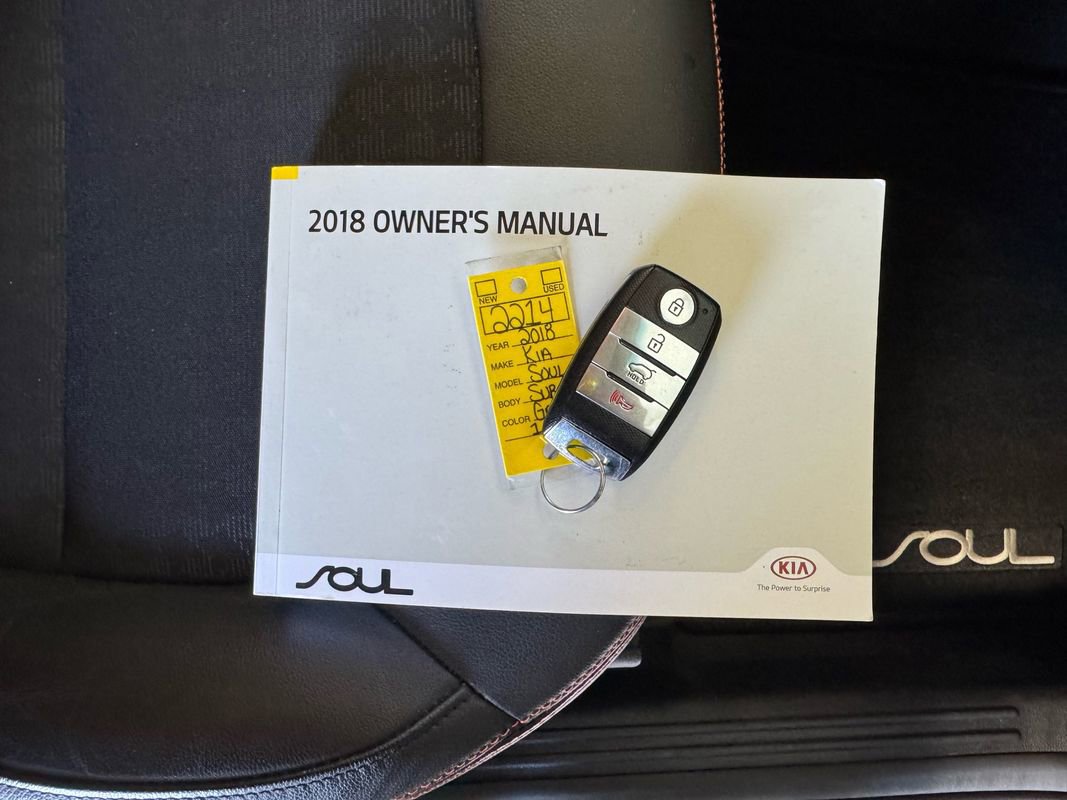 Used 2018 Kia Soul ! w/ Tech Package FWD image 30