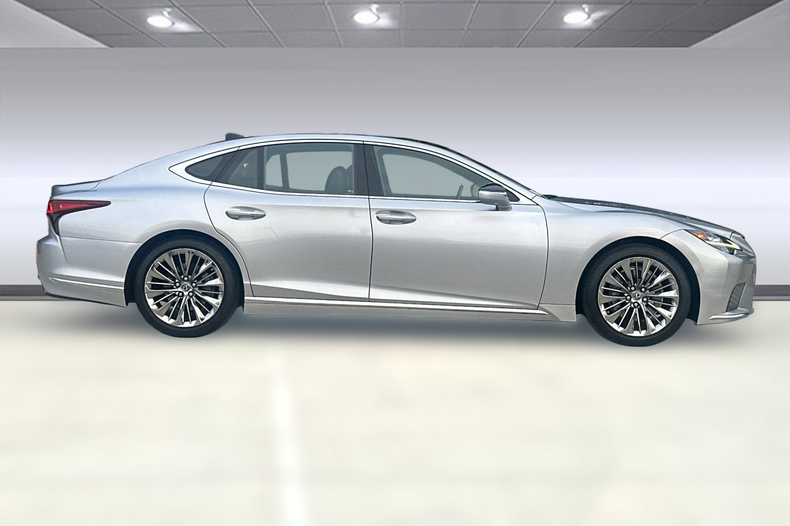 Used 2021 Lexus LS 500 w/ Interior Upgrade Package image 8
