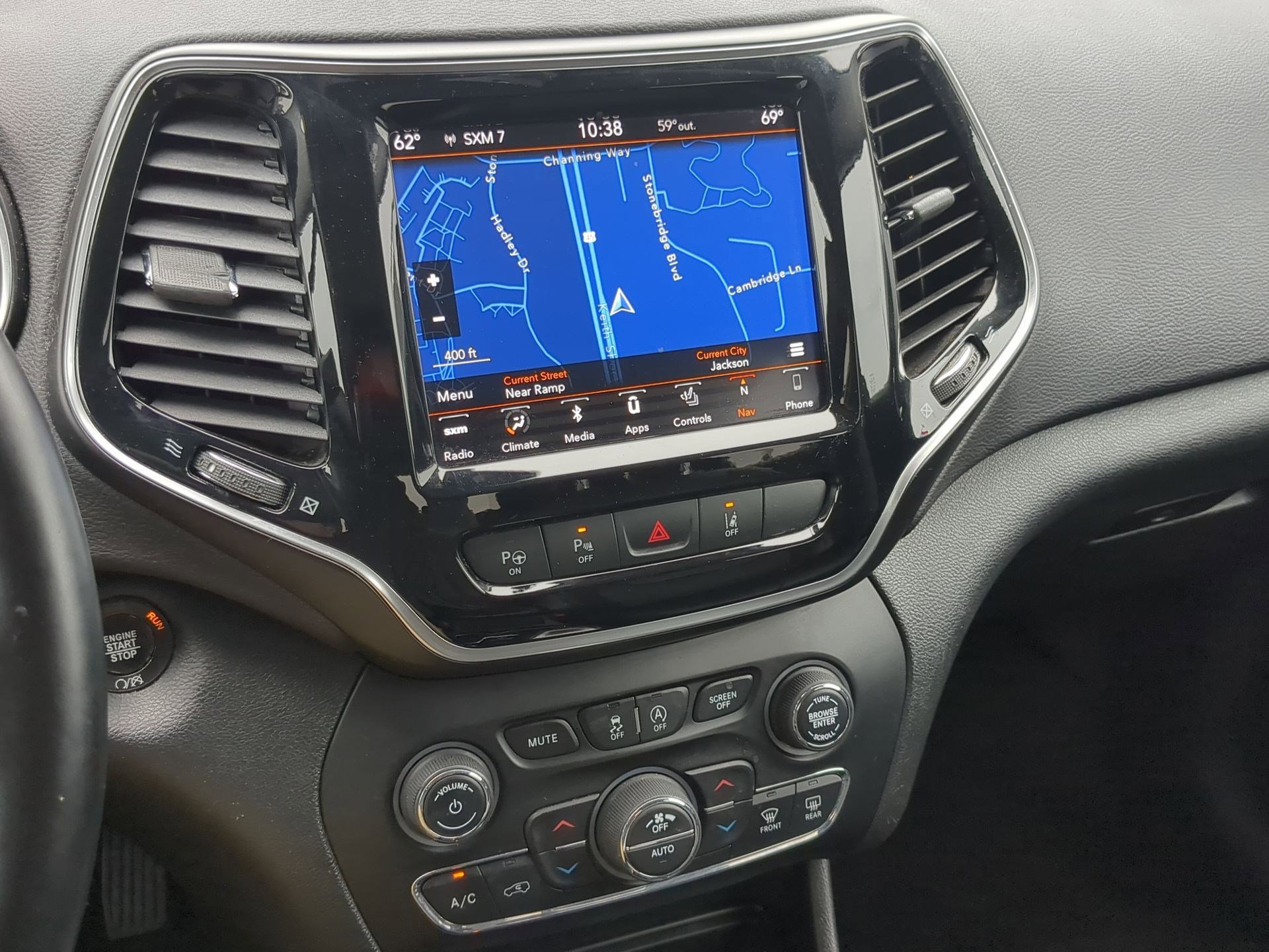 Used 2019 Jeep Cherokee Limited w/ Technology Group image 20