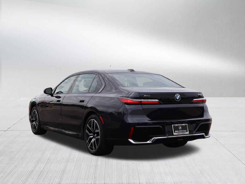 Certified 2026 BMW 740i xDrive AWD/4WD image 27