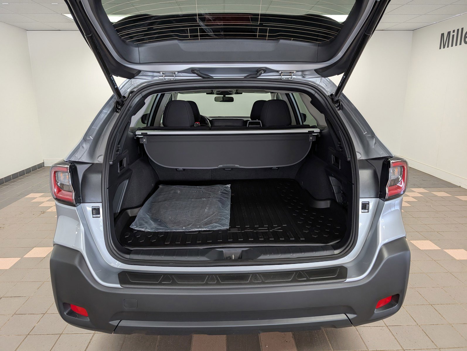 Certified 2025 Subaru Outback Premium image 20