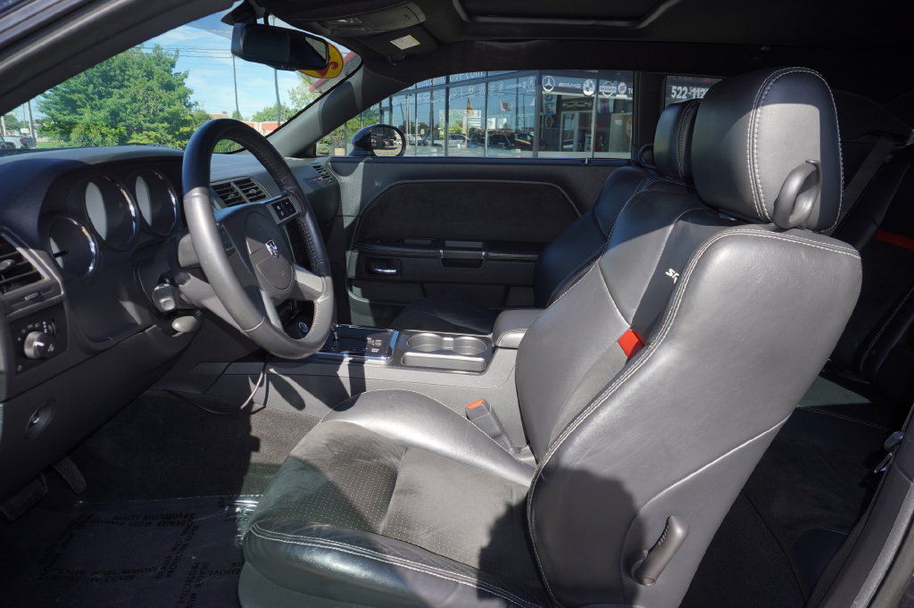 Used 2009 Dodge Challenger SRT8 w/ SRT Option Group II RWD image 22