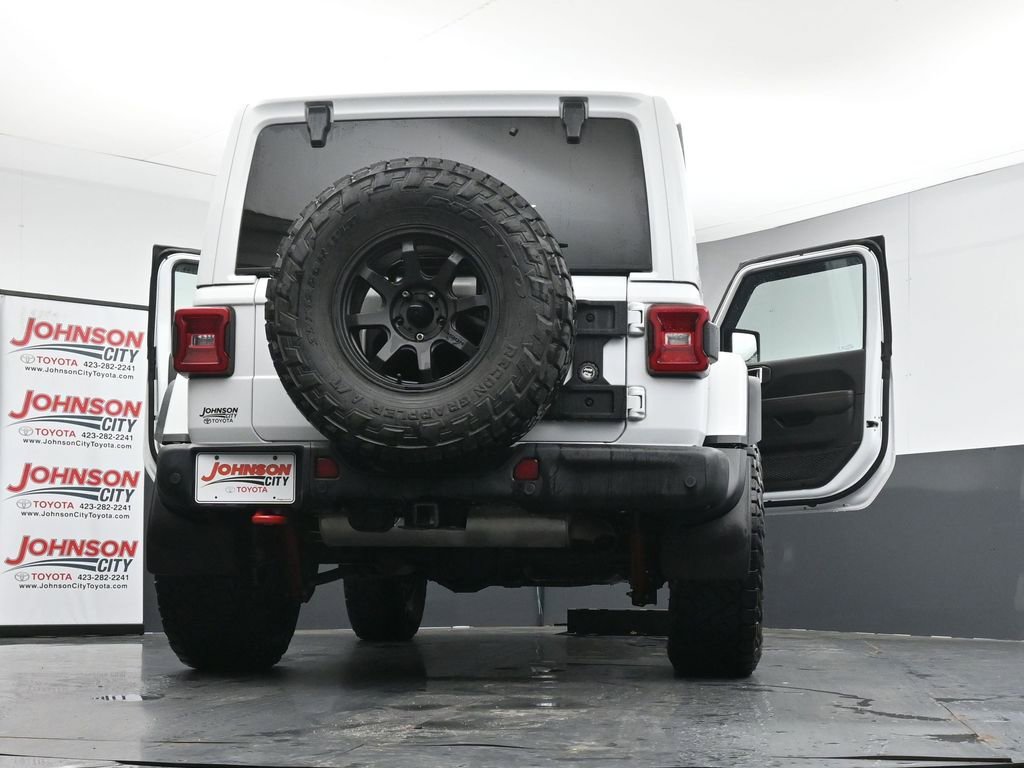 Used 2024 Jeep Wrangler Rubicon AWD/4WD image 41