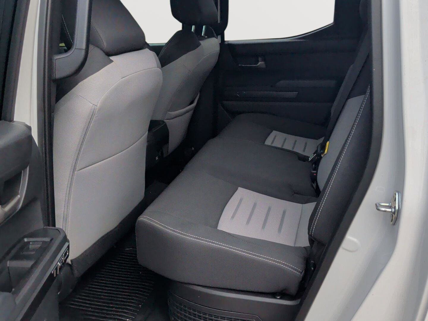 Used 2024 Toyota Tacoma TRD Off-Road AWD/4WD image 12