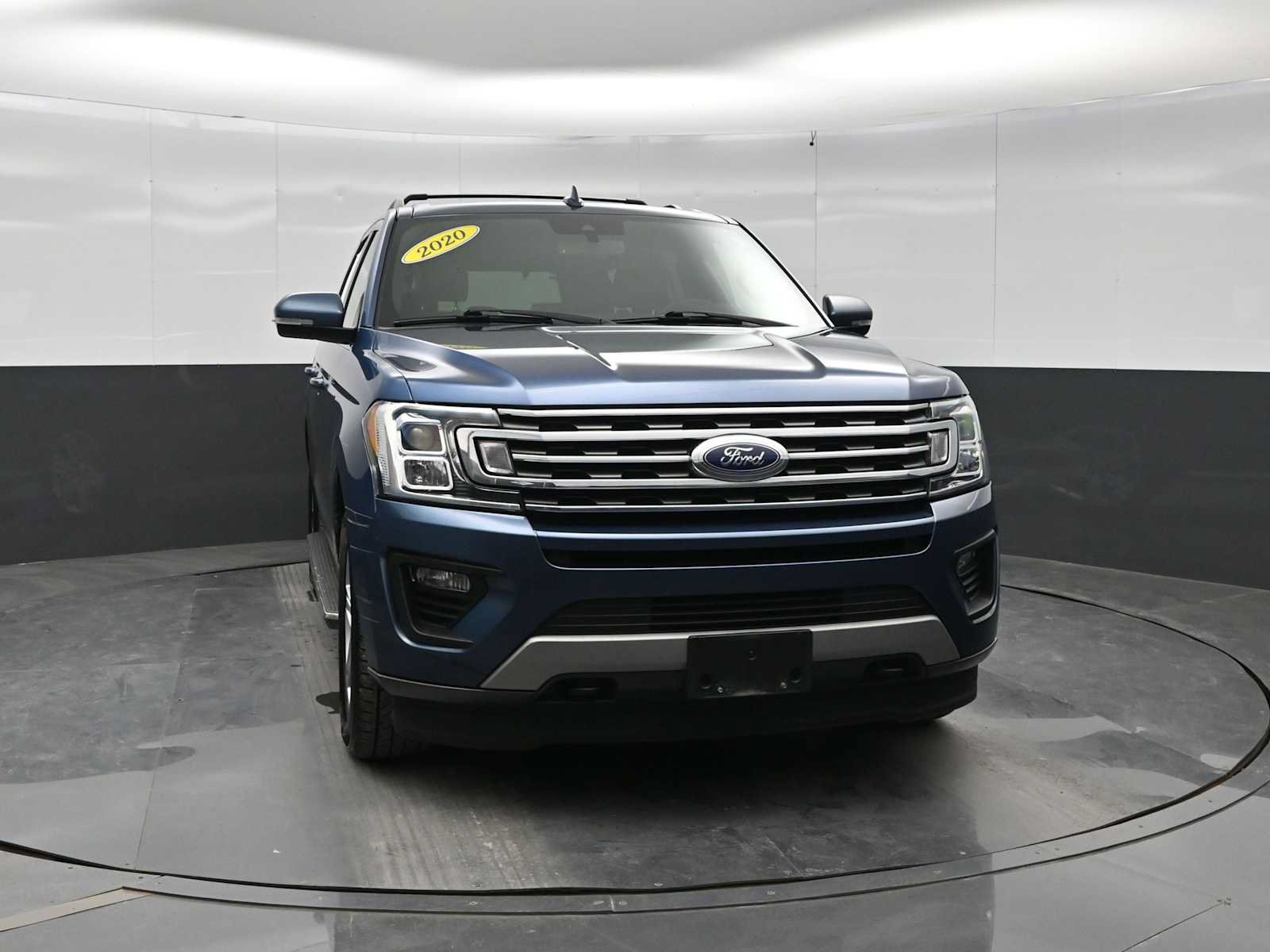 Used 2020 Ford Expedition XLT w/ Equipment Group 202A AWD/4WD video 2