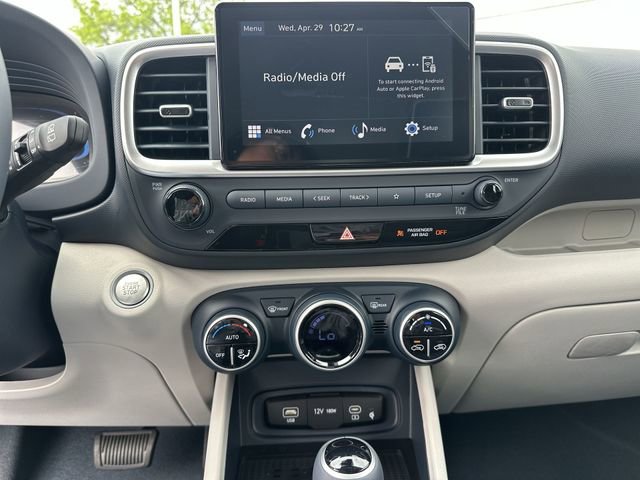 New 2026 Hyundai Venue SEL FWD image 22