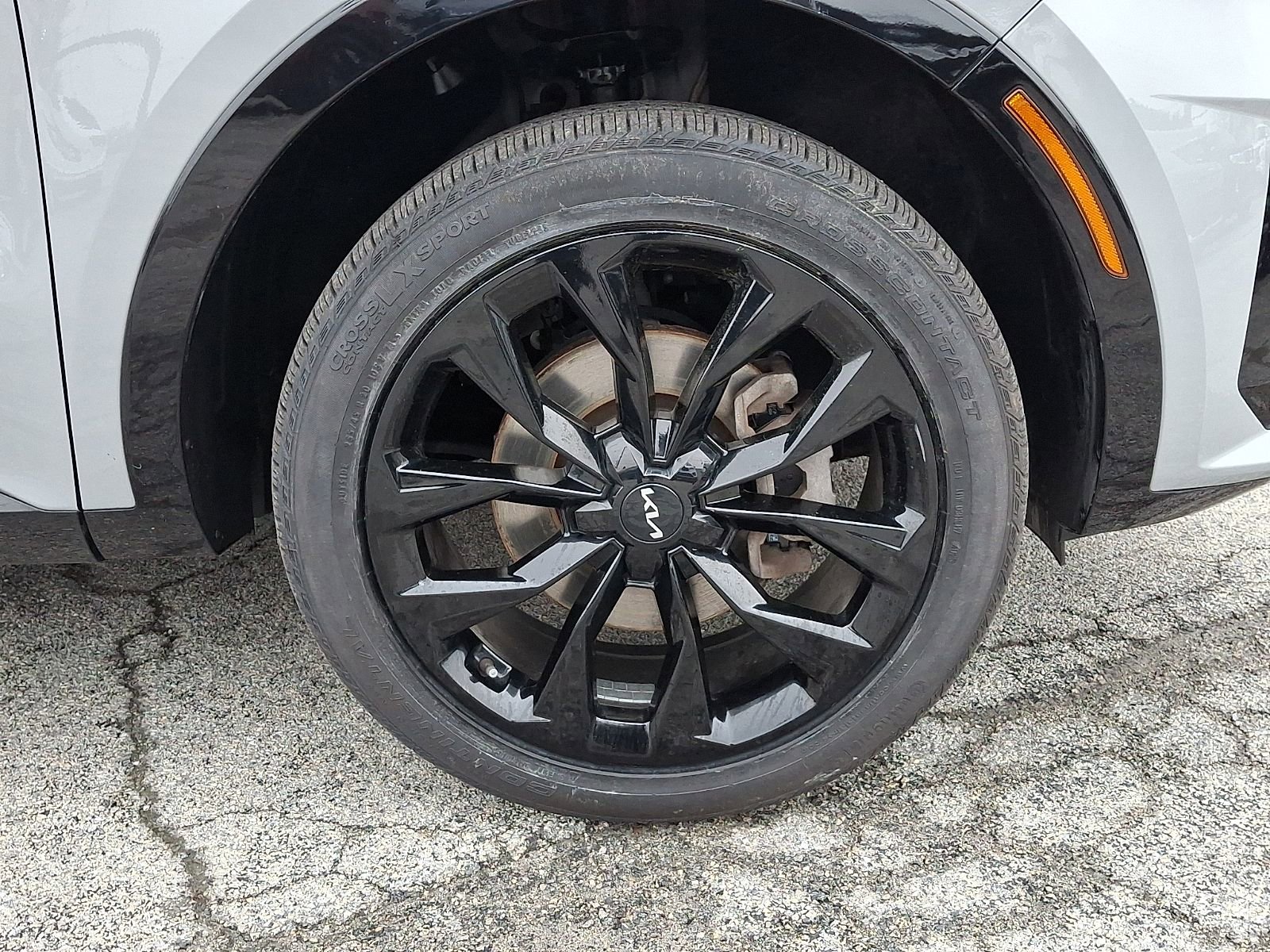 Used 2023 Kia Sorento SX image 9