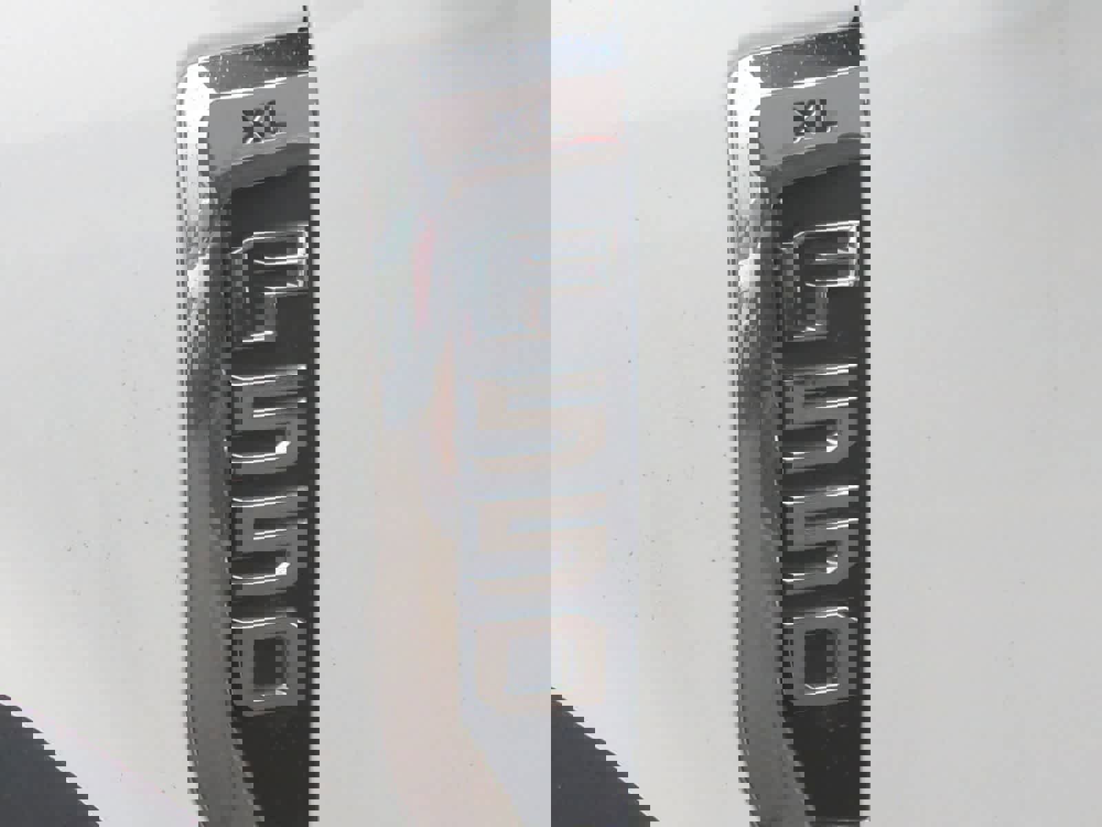 Used 2018 Ford F550 4x4 Regular Cab Super Duty image 13