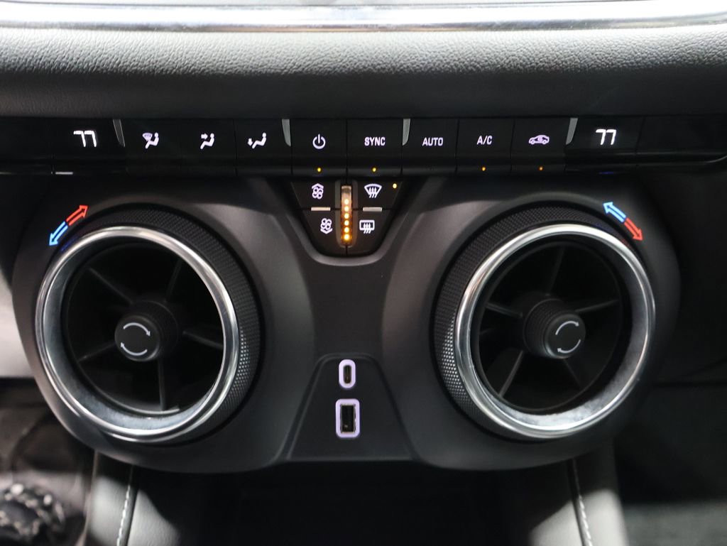 Used 2023 Chevrolet Blazer LT w/ LPO, Black Grille Bar Package image 32