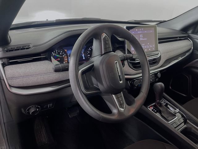Used 2023 Jeep Compass Sport AWD/4WD image 10