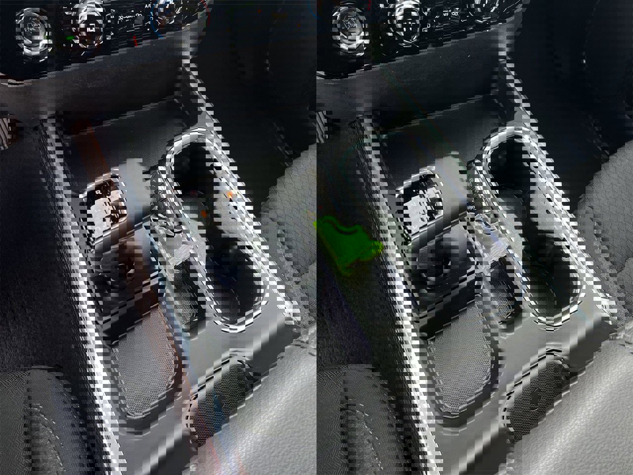 Used 2023 GMC Sierra 1500 Elevation image 19