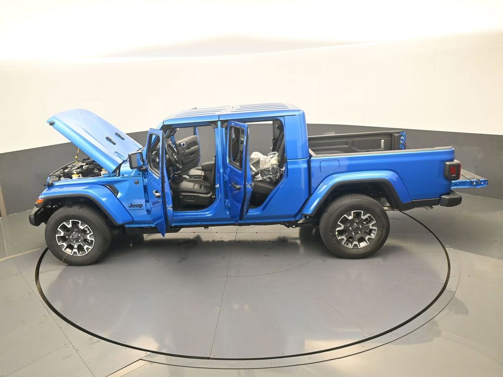 New 2026 Jeep Gladiator Sahara image 59