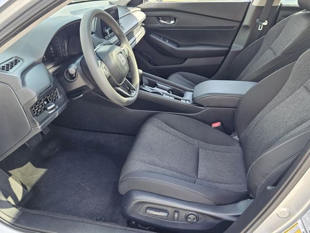 Certified 2025 Honda Accord SE image 18