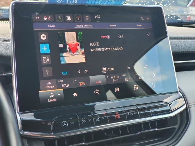 Used 2022 Jeep Compass Limited image 15