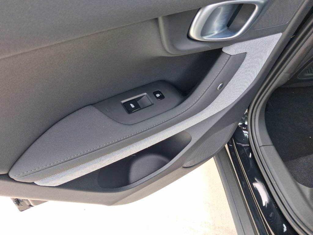 Used 2023 Polestar Polestar 2 w/ Pilot Pack image 12