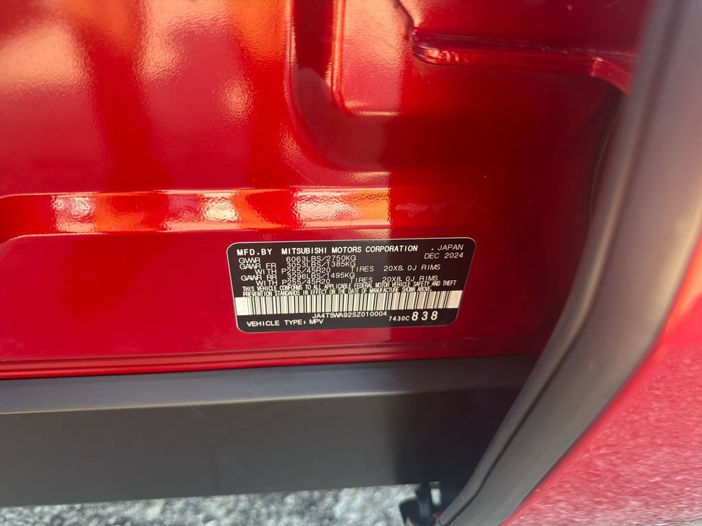 Used 2025 Mitsubishi Outlander SEL Black Edition AWD/4WD image 25