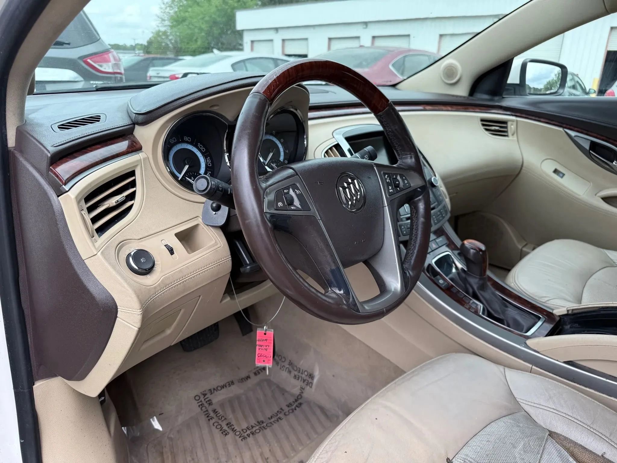 Used 2013 Buick LaCrosse Premium FWD image 17