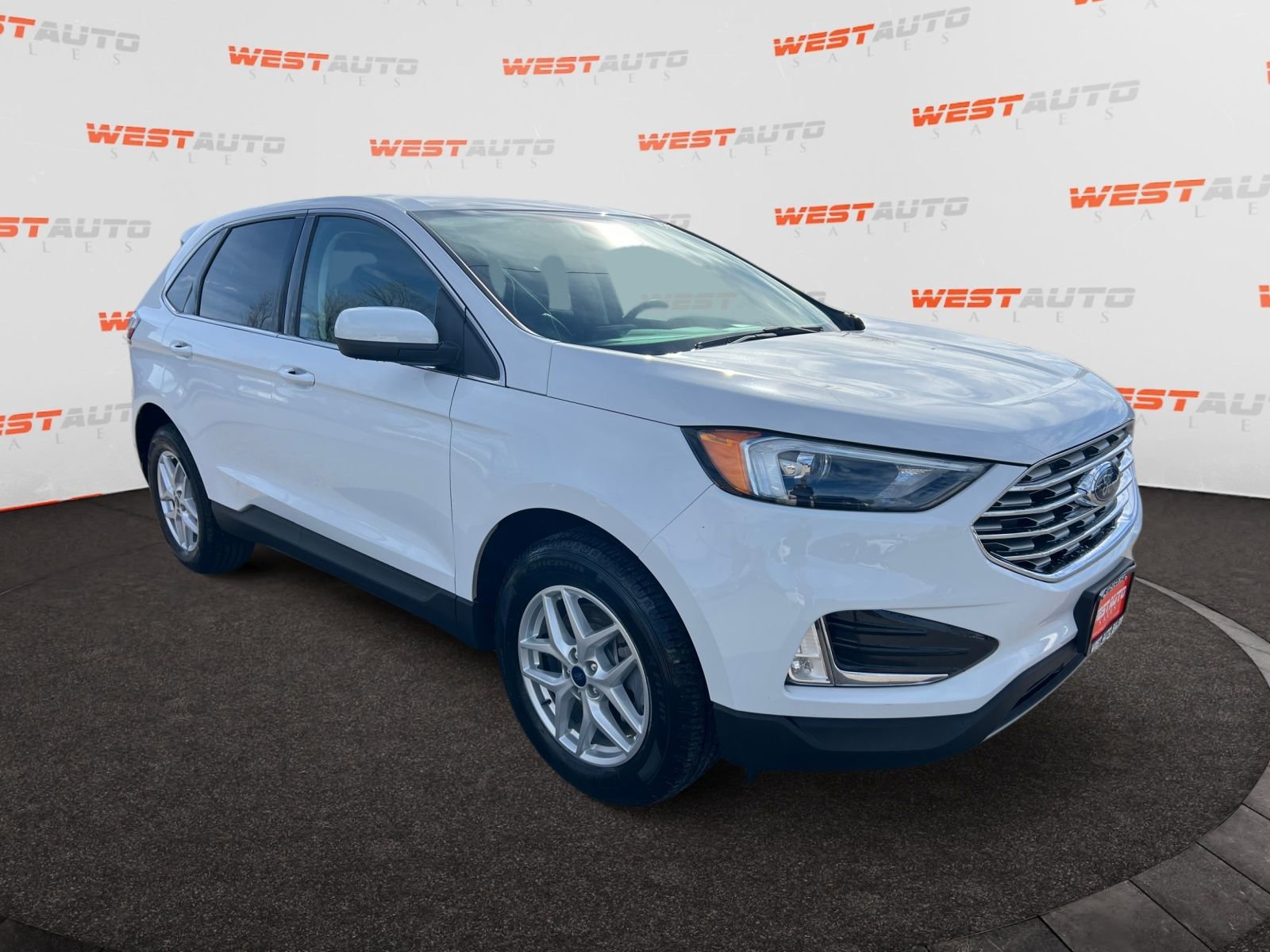 Used 2022 Ford Edge SEL w/ Convenience Package AWD/4WD image 7