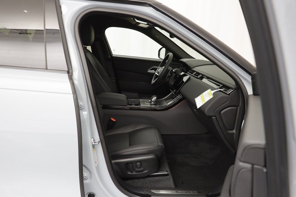 New 2026 Land Rover Range Rover Velar Dynamic SE image 20