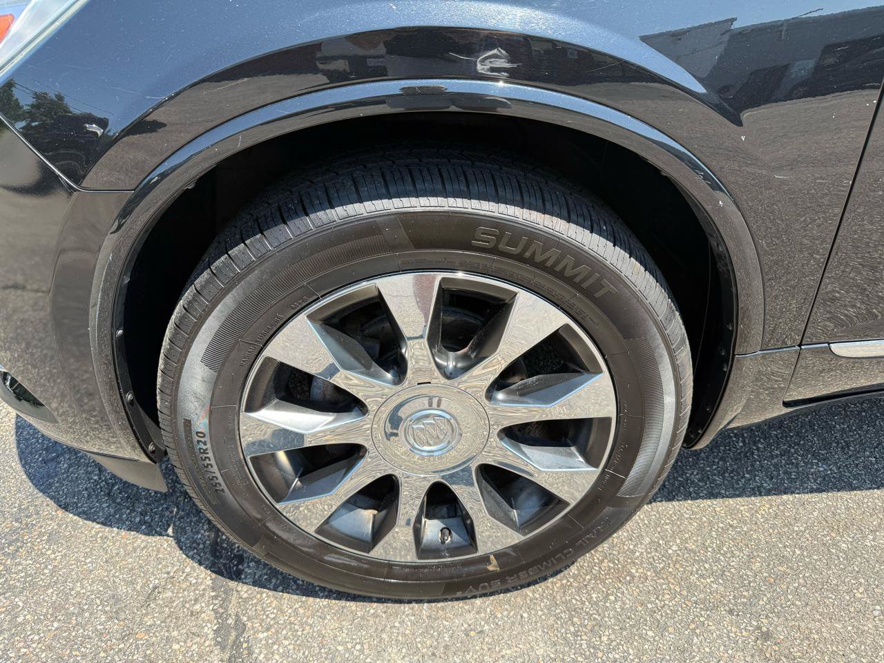 Used 2017 Buick Enclave Premium w/ Experience Buick Package AWD/4WD image 4