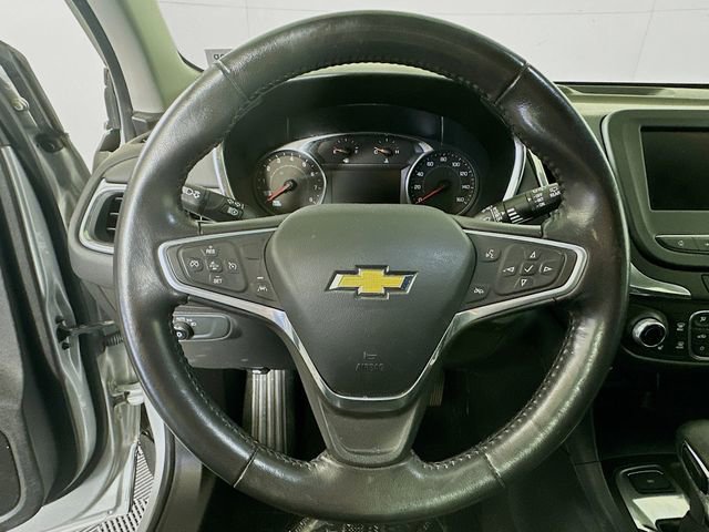 Used 2022 Chevrolet Equinox LT w/ Driver Convenience Package image 13
