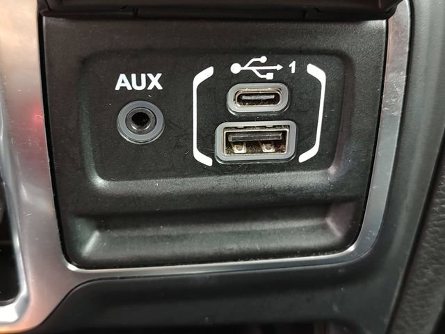 Certified 2023 Jeep Gladiator Overland AWD/4WD image 19