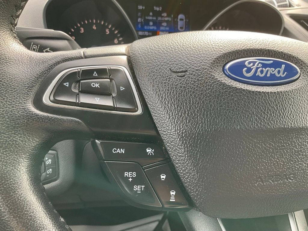 Used 2019 Ford Escape SEL image 7