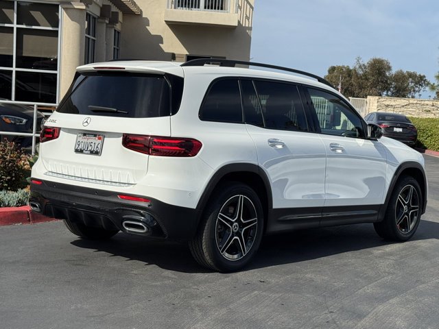 Used 2025 Mercedes-Benz GLB 250 image 11