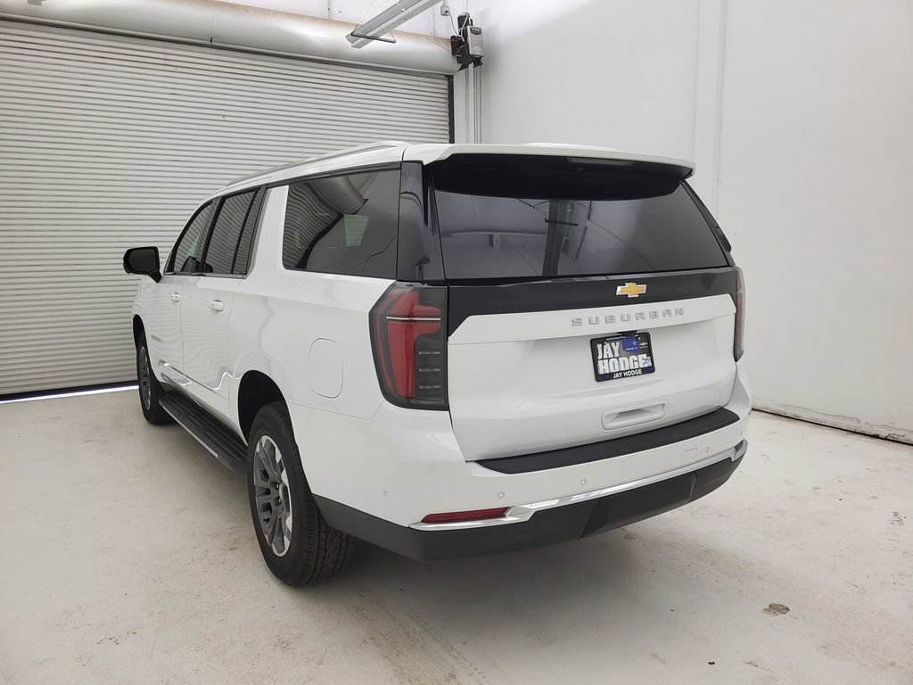 New 2026 Chevrolet Suburban LS RWD image 17