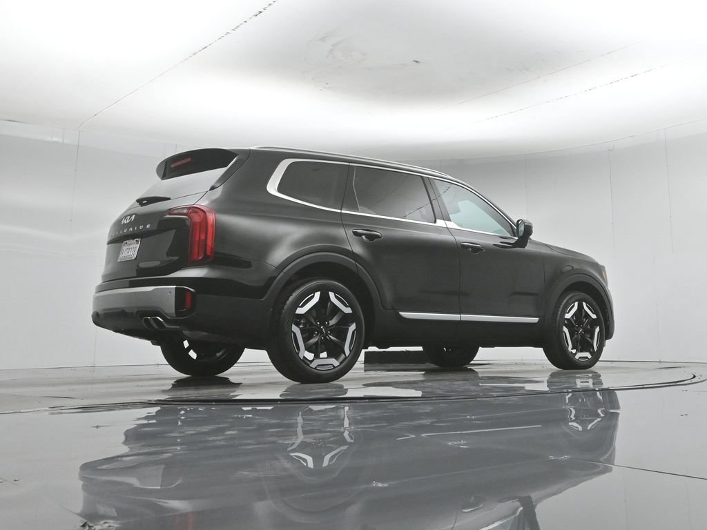 Used 2024 Kia Telluride S FWD image 52