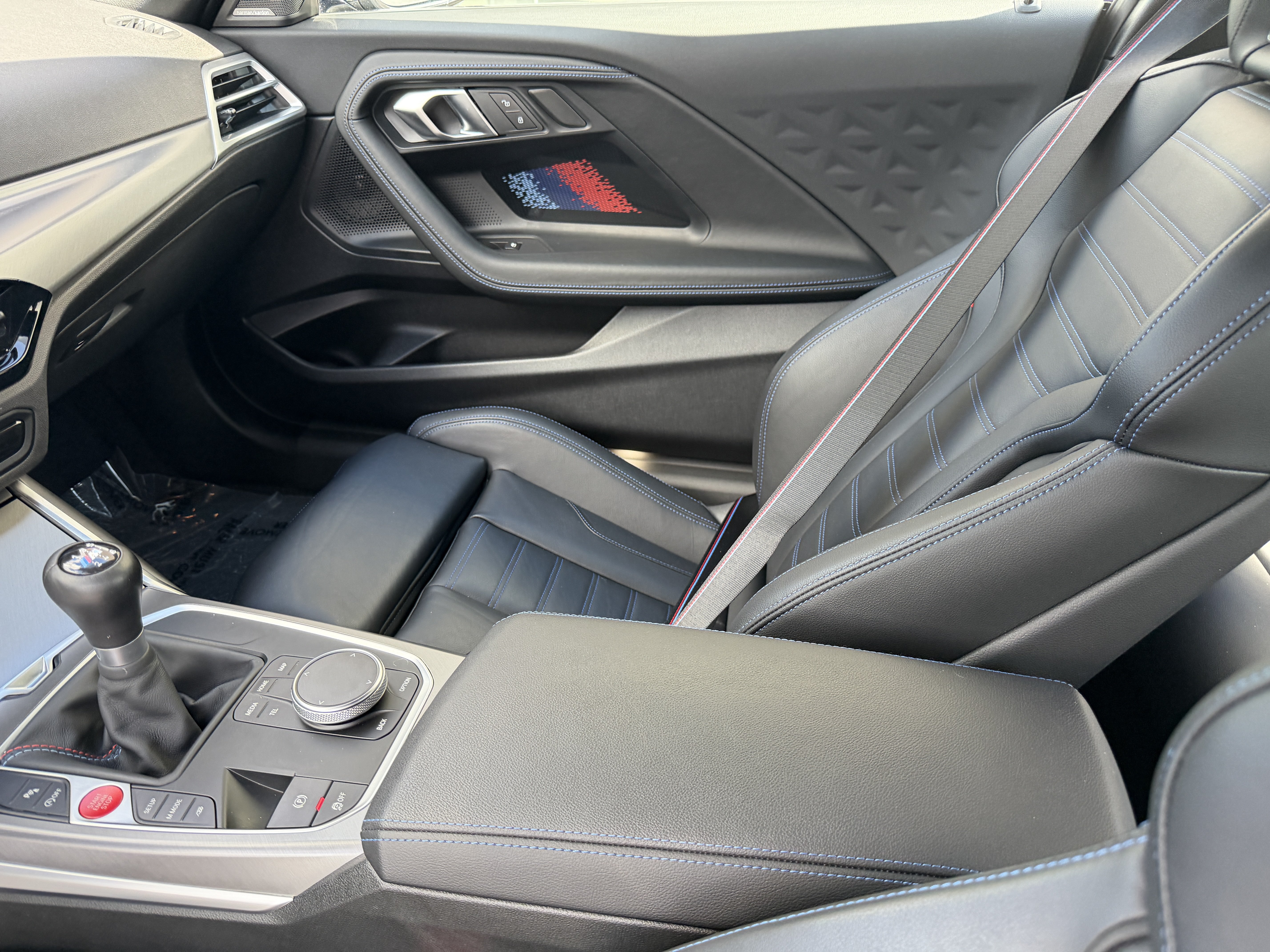 Used 2025 BMW M2 RWD image 18