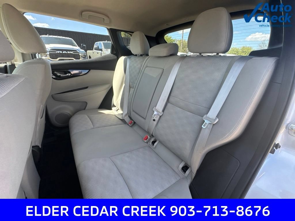 Used 2018 Nissan Rogue Sport SV FWD image 20