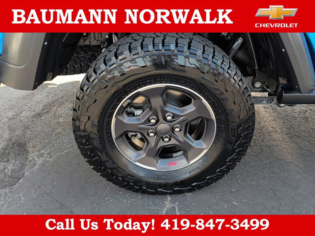 Used 2023 Jeep Gladiator Rubicon w/ Cold Weather Group AWD/4WD image 13