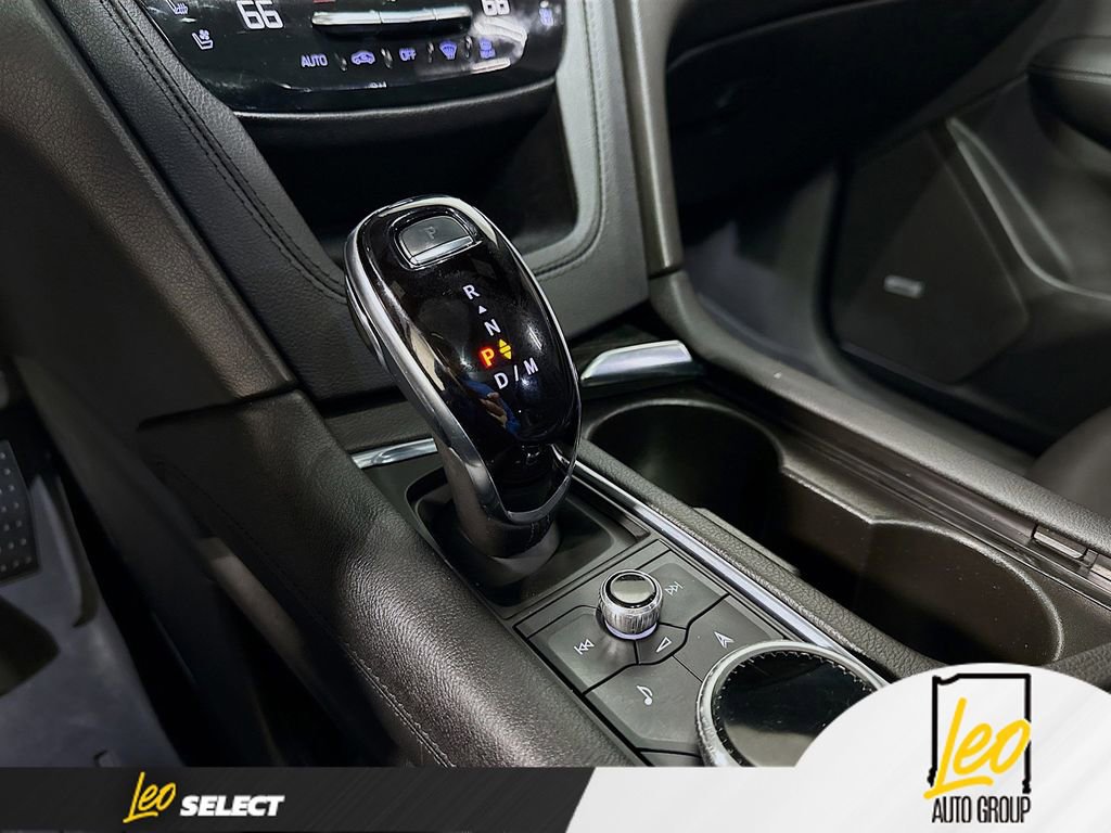 Used 2023 Cadillac XT6 Premium Luxury image 17